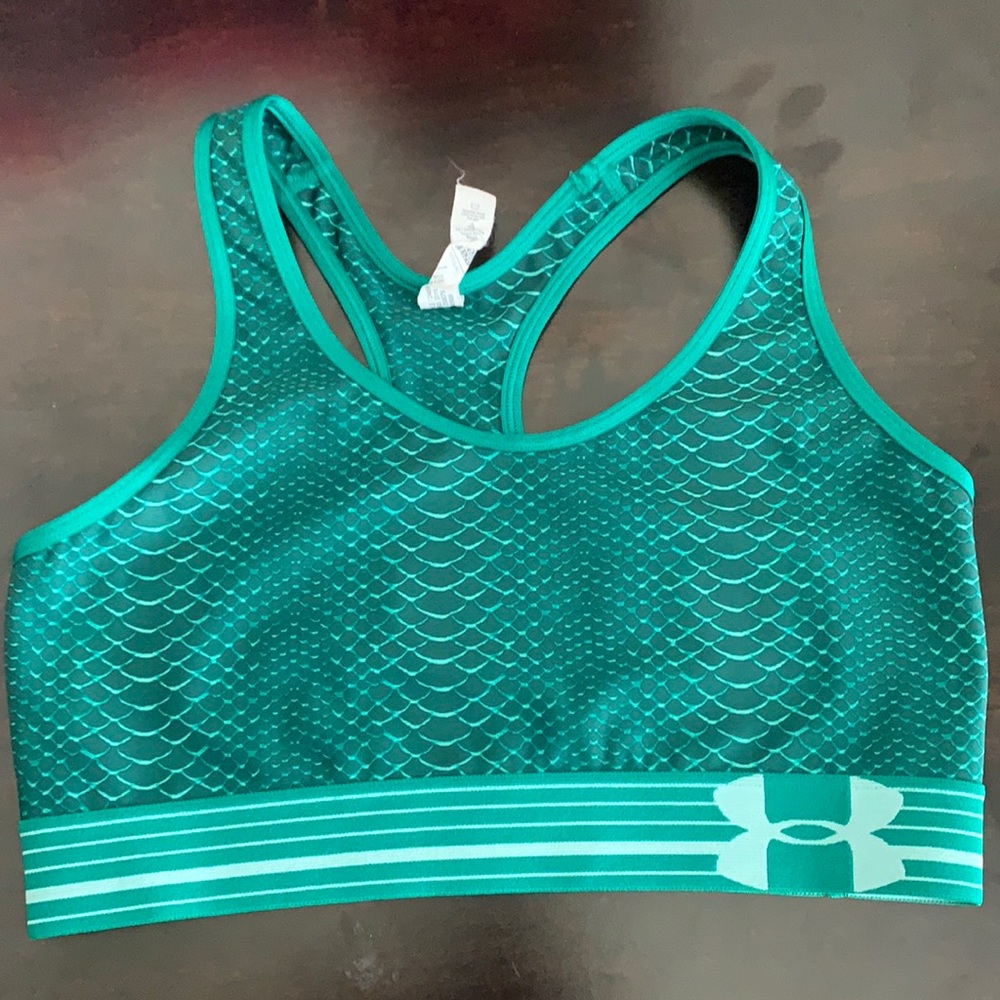Under Armour heat gear compression sports bra